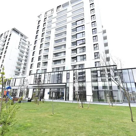 Price! Maximum Comfort & Location! Apartament