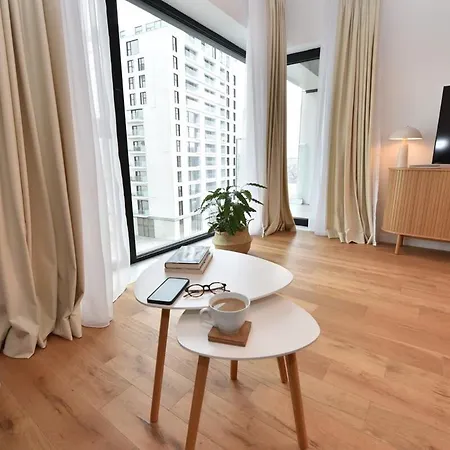 Price! Maximum Comfort & Location!